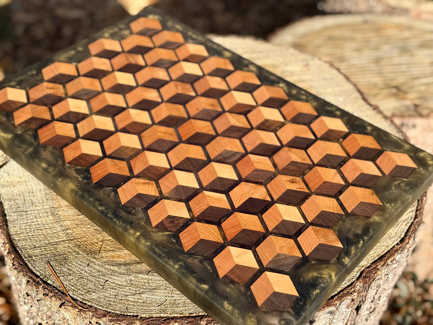 Signature HoneyCubed Cutting Board in Smoky Gold