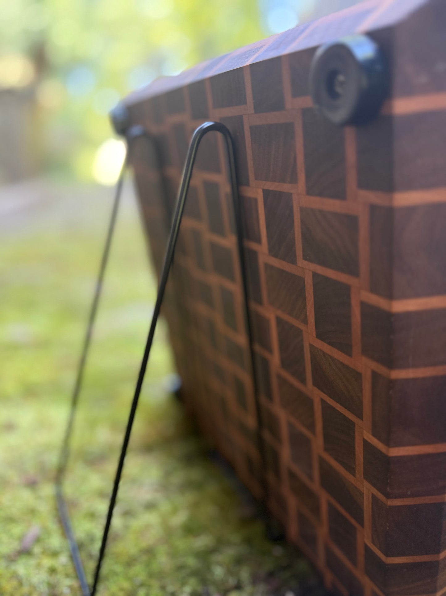 Small Basket Weave - Walnut Primary