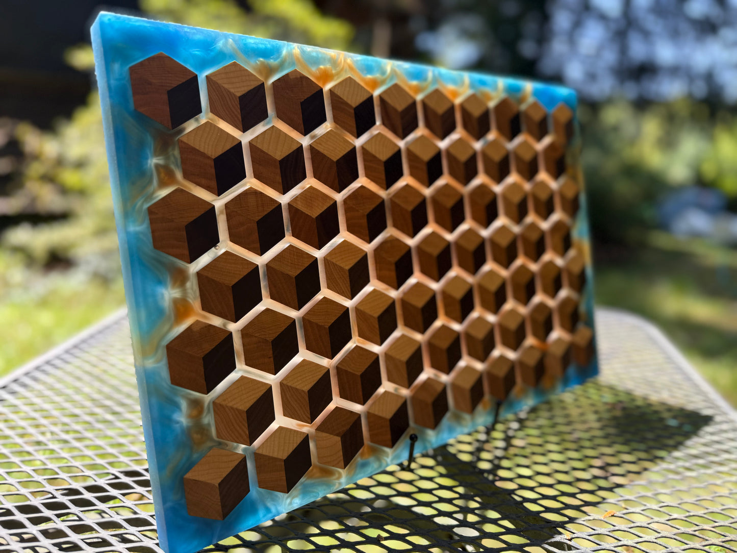 HoneyCubed - Royal Glow
