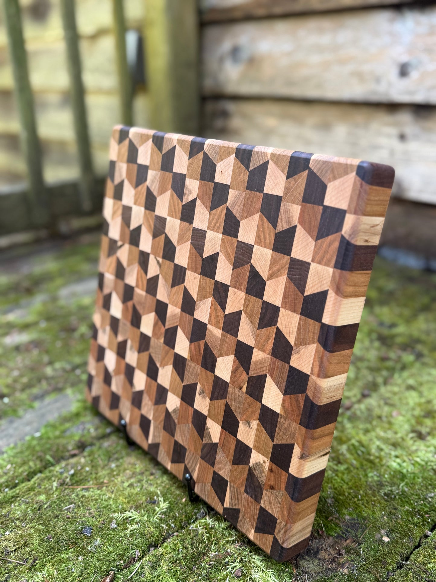 Interlocking Arrows