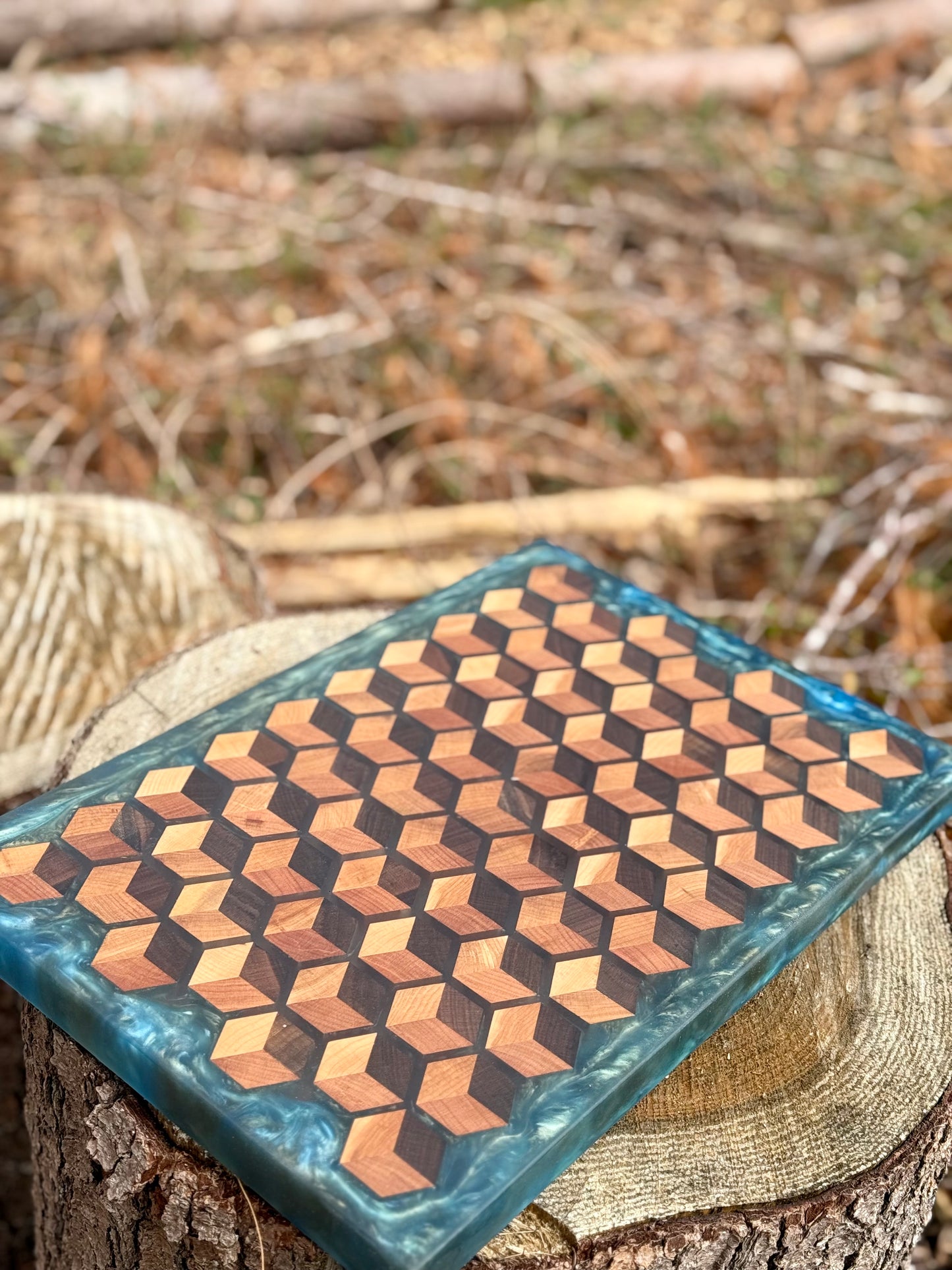 Signature HoneyCubed Cutting Board in Ocean Drift